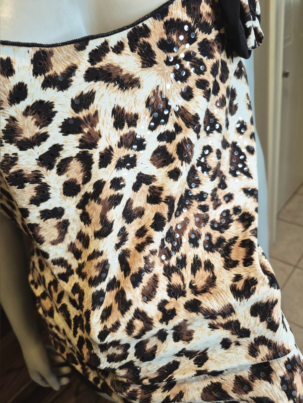 Leopard-Print Scoop Neck Camisole in Brown - Picture 6 of 16